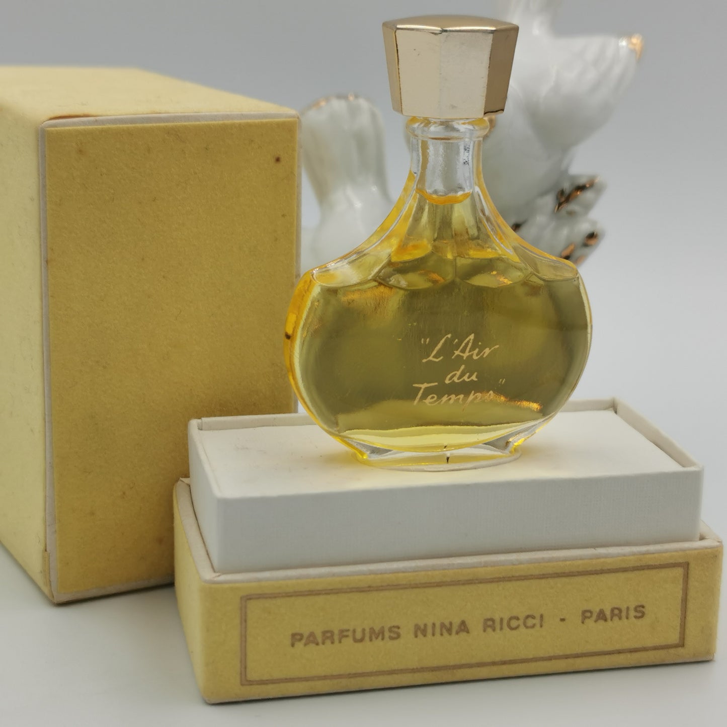 L'Air du Temps by Nina Ricci 7.5ml PARFUM Splash VINTAGE